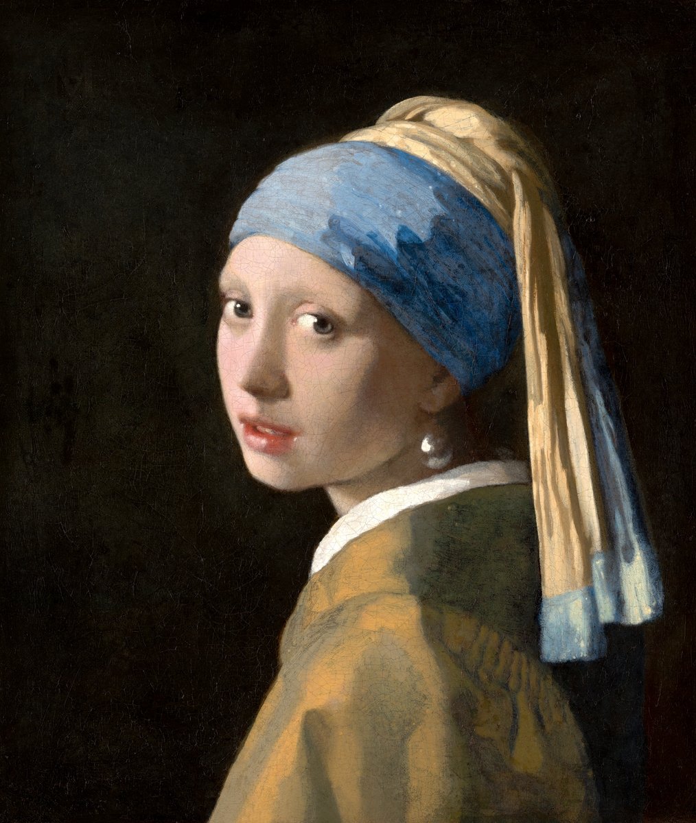 Reproducciones de pinturas famosas  donde comprar arte, pinturas en formato digital-reproducciones de cuadros famosos Retrato de una joven con un turbante azul y amarillo, mirando por encima del hombro con una gran perla en la oreja, sobre fondo oscuro.